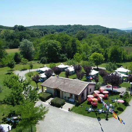 Les Eychecadous Hotel Artigat Exterior photo